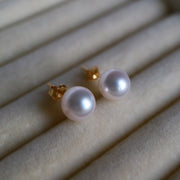 Solid gold Japanese Akoya pearl stud earrings