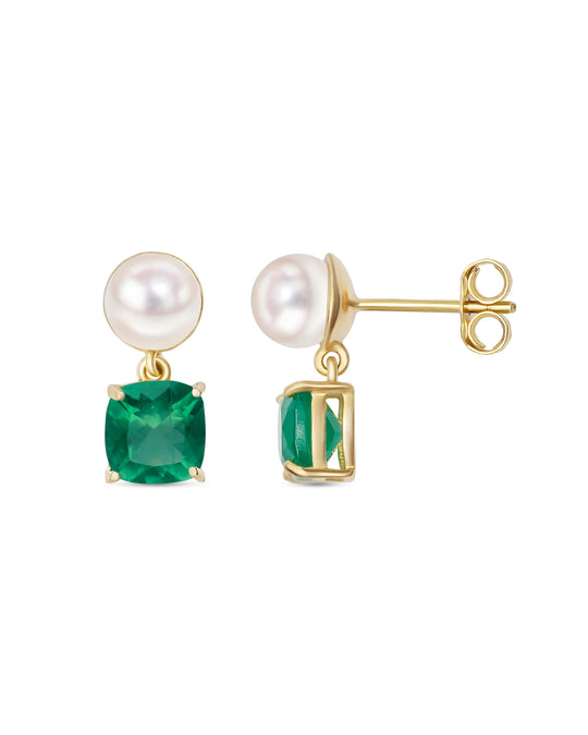 Manami earrings featuring top grade round pearl and green onyx charm
